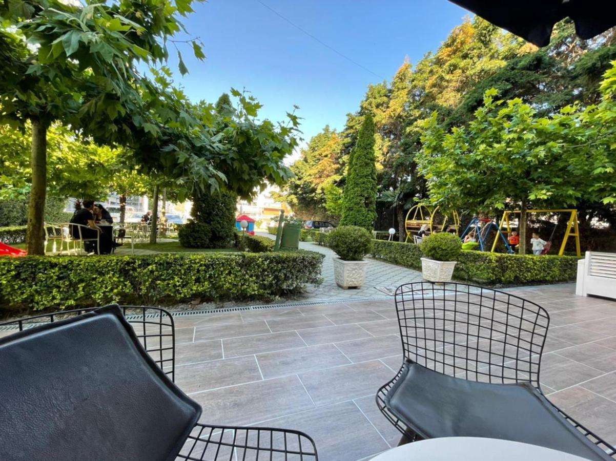Hotel Ambasador Garden Lezhë Dış mekan fotoğraf