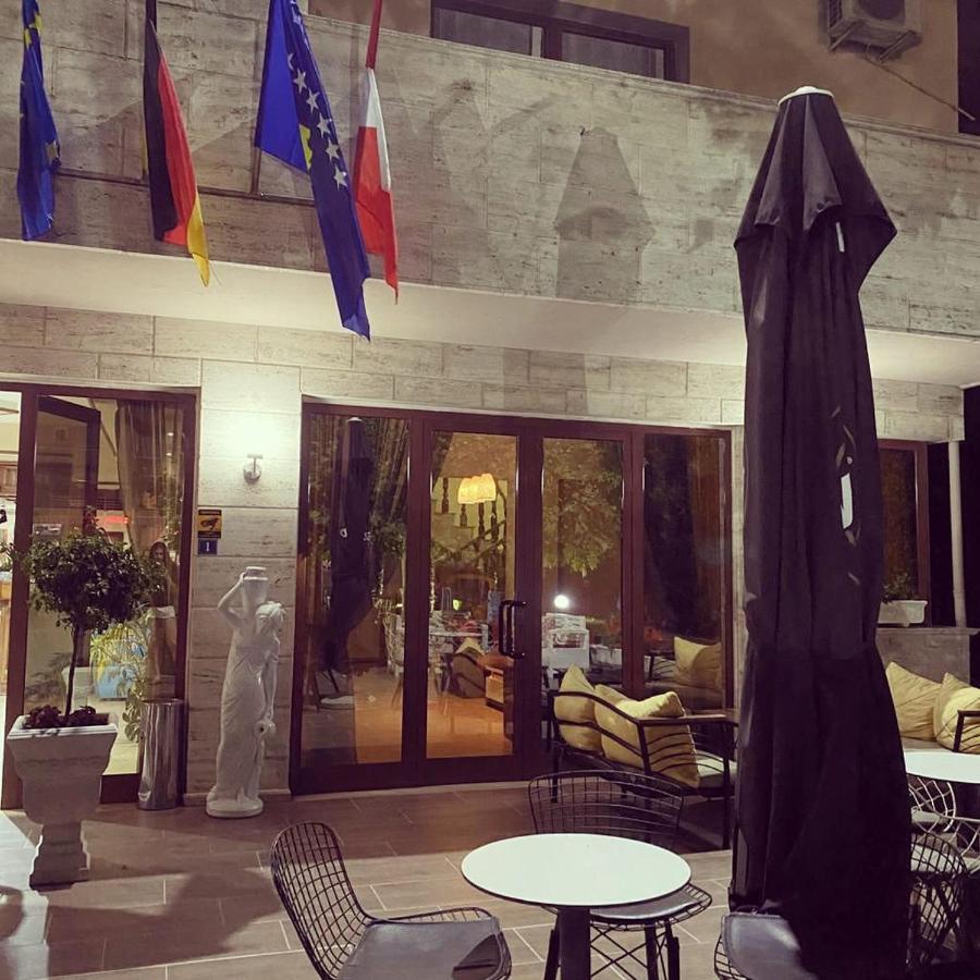Hotel Ambasador Garden Lezhë Dış mekan fotoğraf