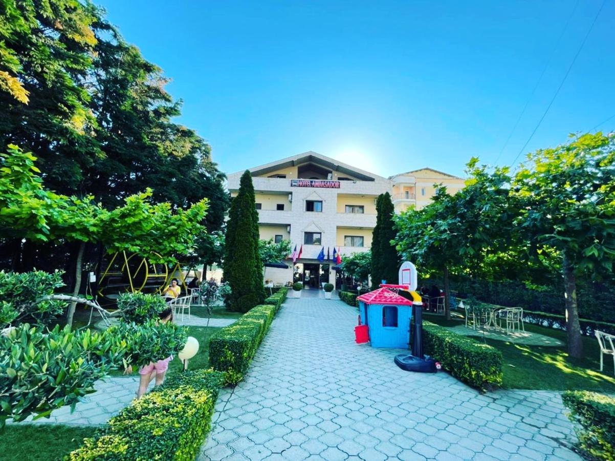 Hotel Ambasador Garden Lezhë Dış mekan fotoğraf