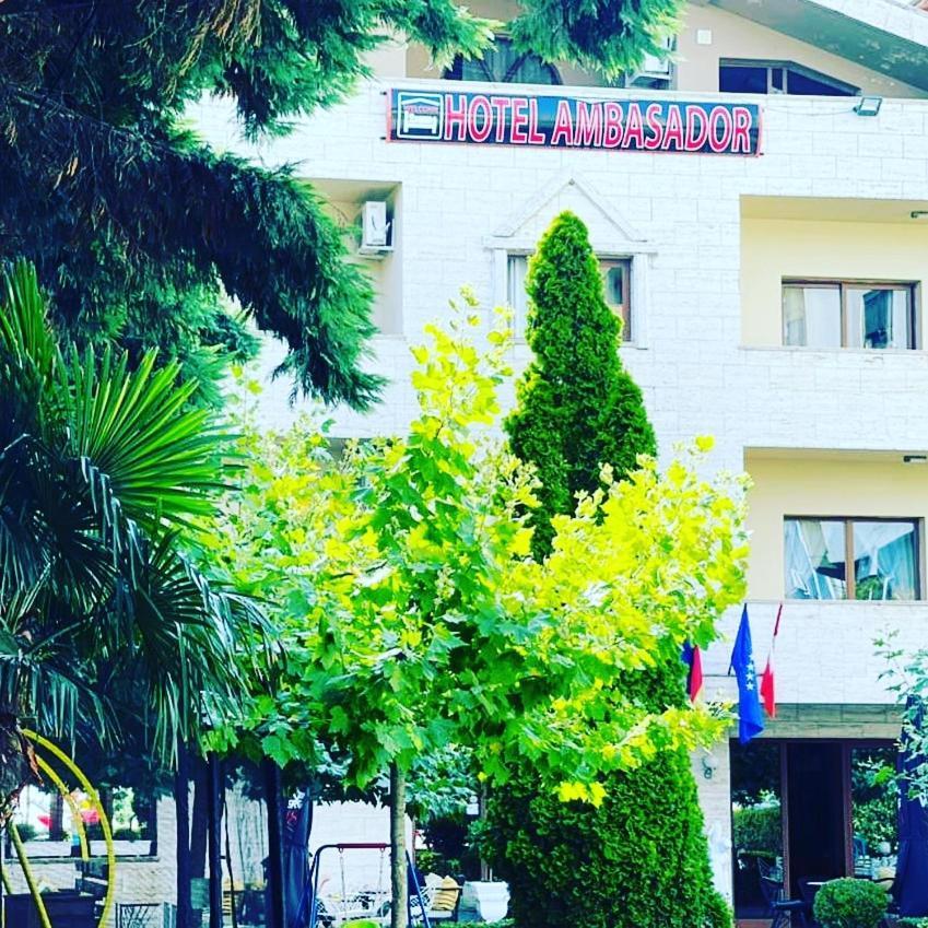 Hotel Ambasador Garden Lezhë Dış mekan fotoğraf