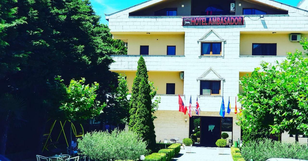 Hotel Ambasador Garden Lezhë Dış mekan fotoğraf